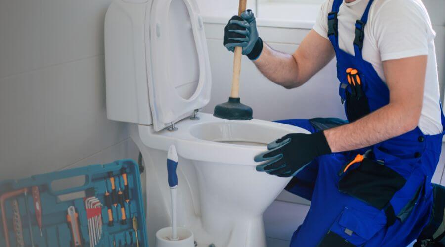Expert burst pipe repair services in Springfield, KY